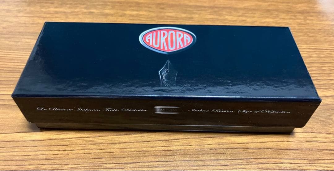 AURORA イプシロン・サテン・ローズゴールド万年筆 ブラック b10-pn