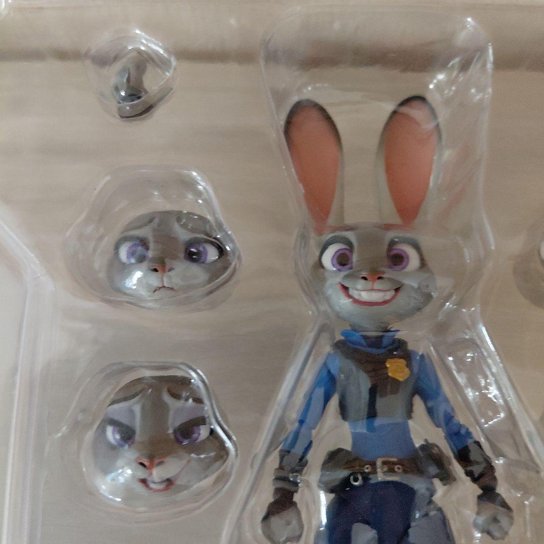 ぴ*ん様 ズートピア　リボルテック ジュディ・ホップス ムービーリボ　フィギュア