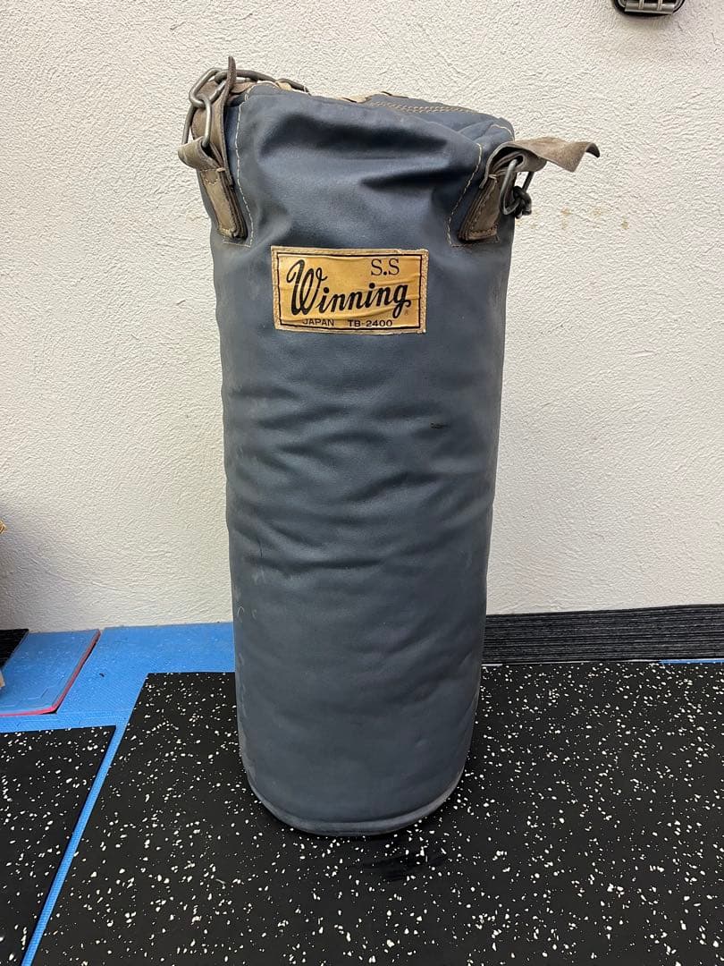 888さん専用ウイニングサンドバッグ旧ロゴ