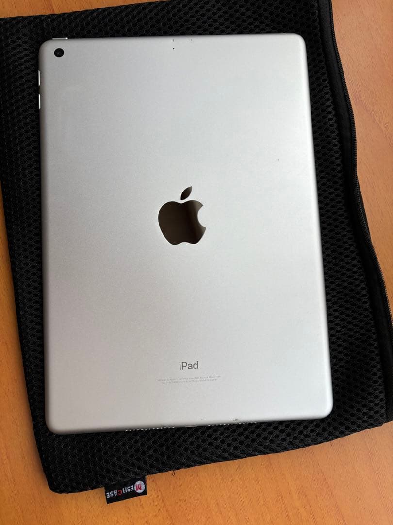 Apple iPad 第6世代　WiFiモデル