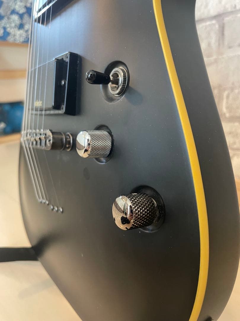 Schecter Demon-6 中古　アクティブPU搭載