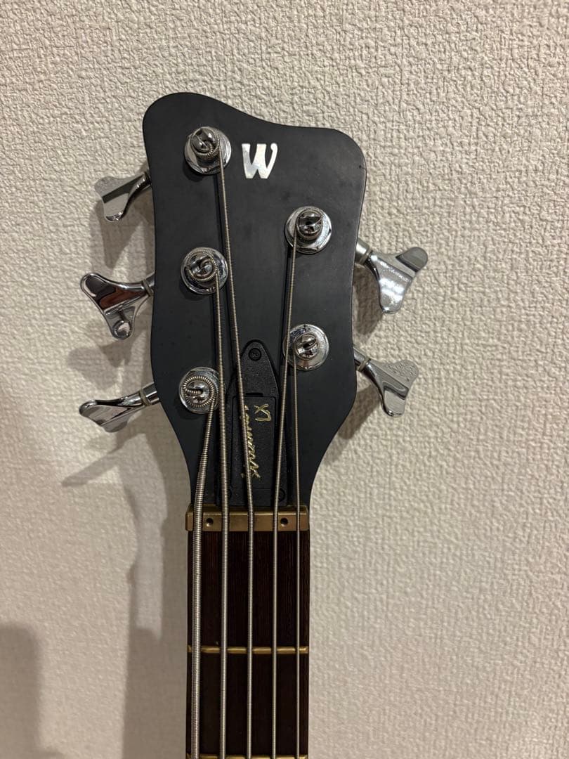 ベース Warwick Streamer LX 5