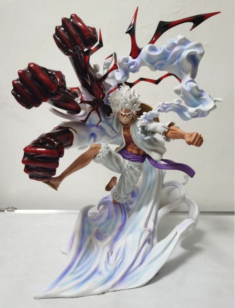 ワンピース ニカルフィ 麦わら ルフィ 四皇 フィギュア 新品