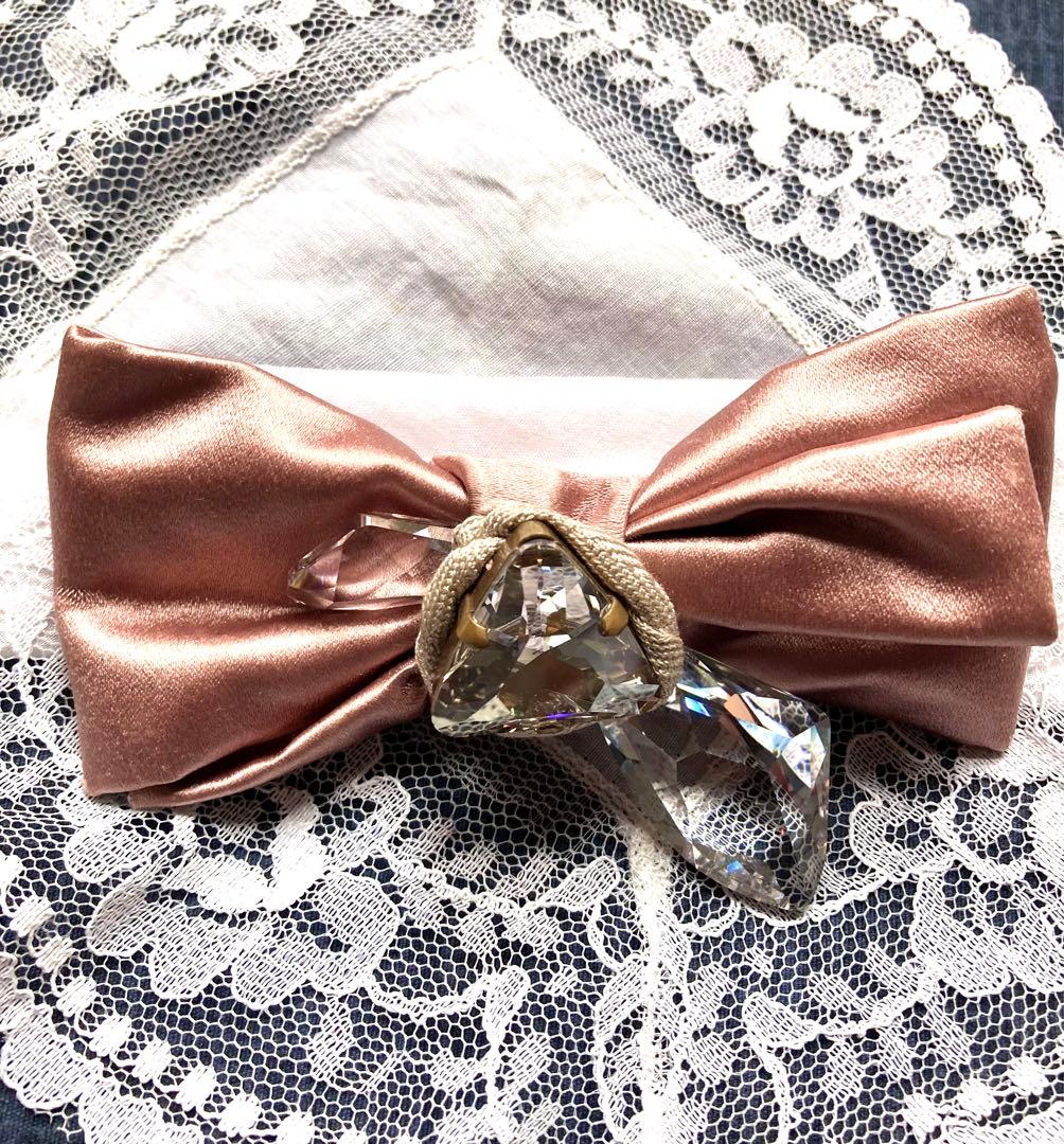 値下げ★美品★MIU MIU ミュウミュウ　リボンモチーフ　ビジューブローチ