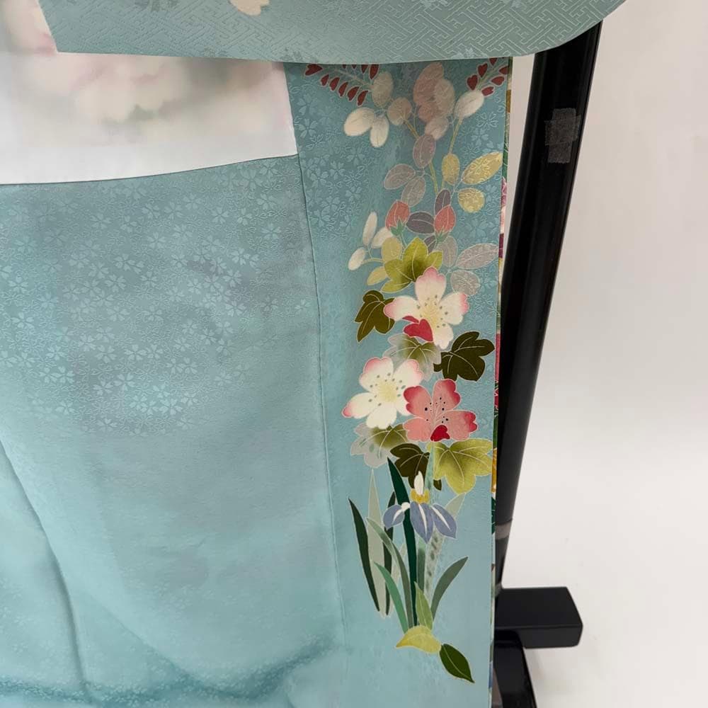 振袖 正絹 水色 古典花柄　裄69.5㎝ 　成人式 中古 D-107