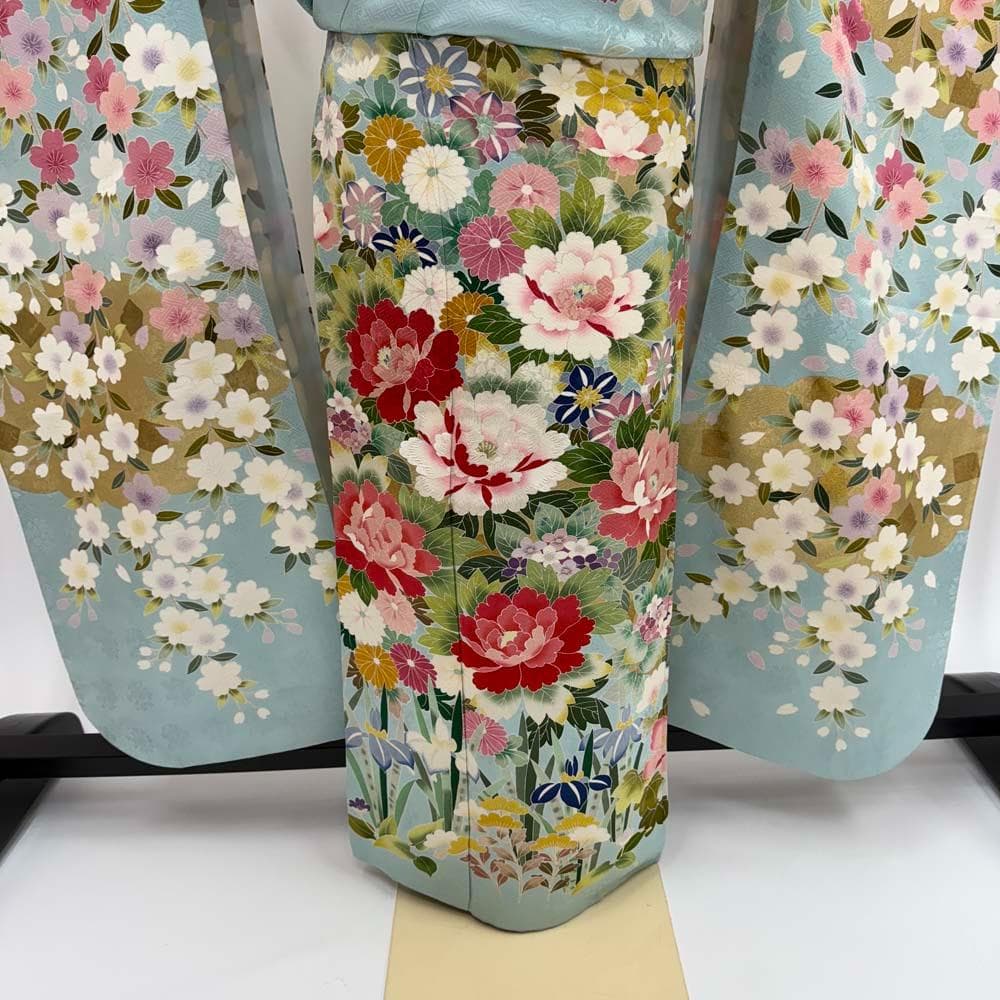 振袖 正絹 水色 古典花柄　裄69.5㎝ 　成人式 中古 D-107
