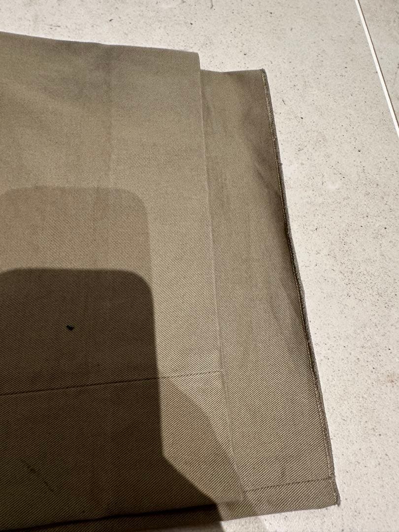 メゾンマルジェラ　ベージュ チノパン