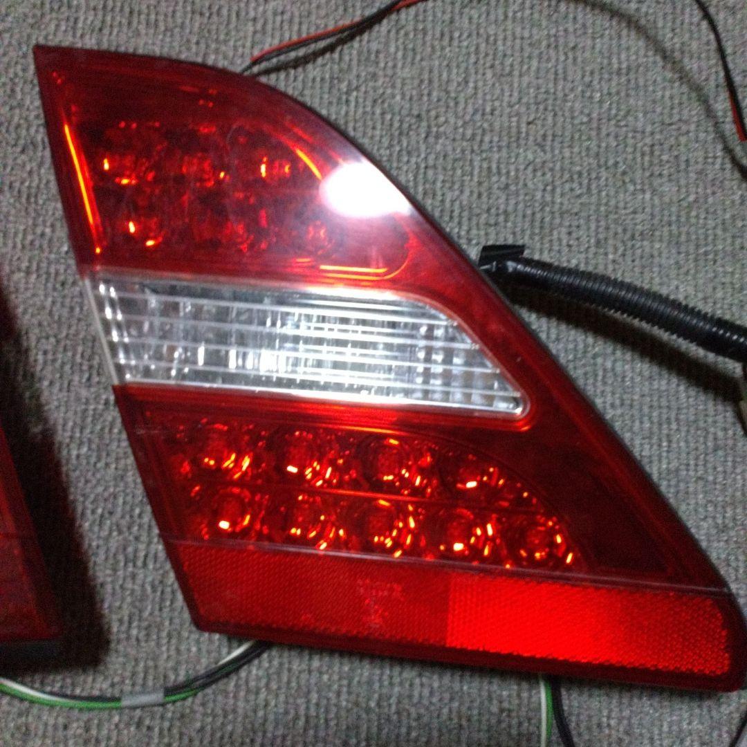 トヨタ・セルシオ３０前期繋ぐだけ。綺麗なLEDテールランプ 赤色 ハーネス付き