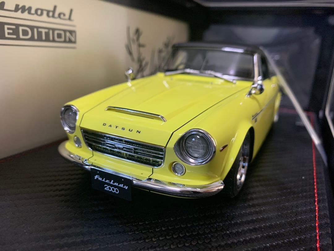 ミニカー IG2714 1/18 DATSUN Fairlady 2000