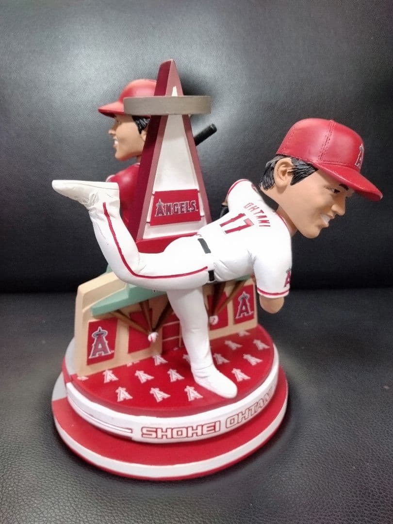 【最安値】960個限定 大谷翔平 二刀流　回転式ボブルヘッド エンゼルス希少品