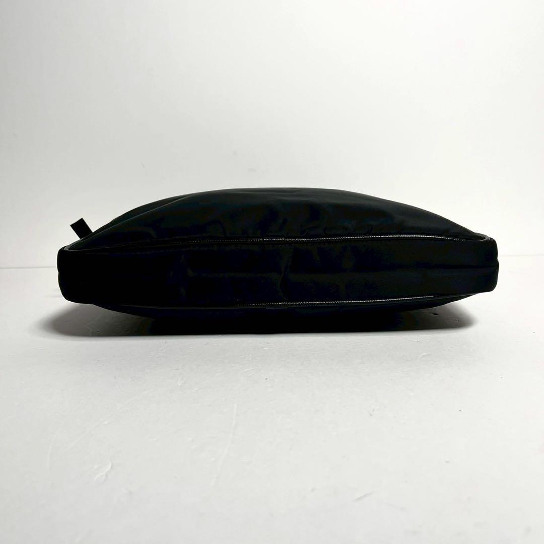 【現行型・未使用に近い】プラダ ビジネスバッグ サフィアーノレザー Gカード付き