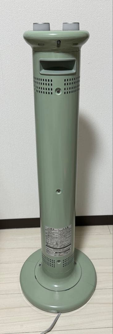 アラジン 遠赤外線グラファイトヒーター 2023年製CAH-1G9D グリーン