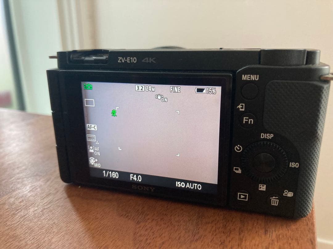 Sony VLOGCAM ZV-E10 レンズ・元箱付属 ほぼ未使用