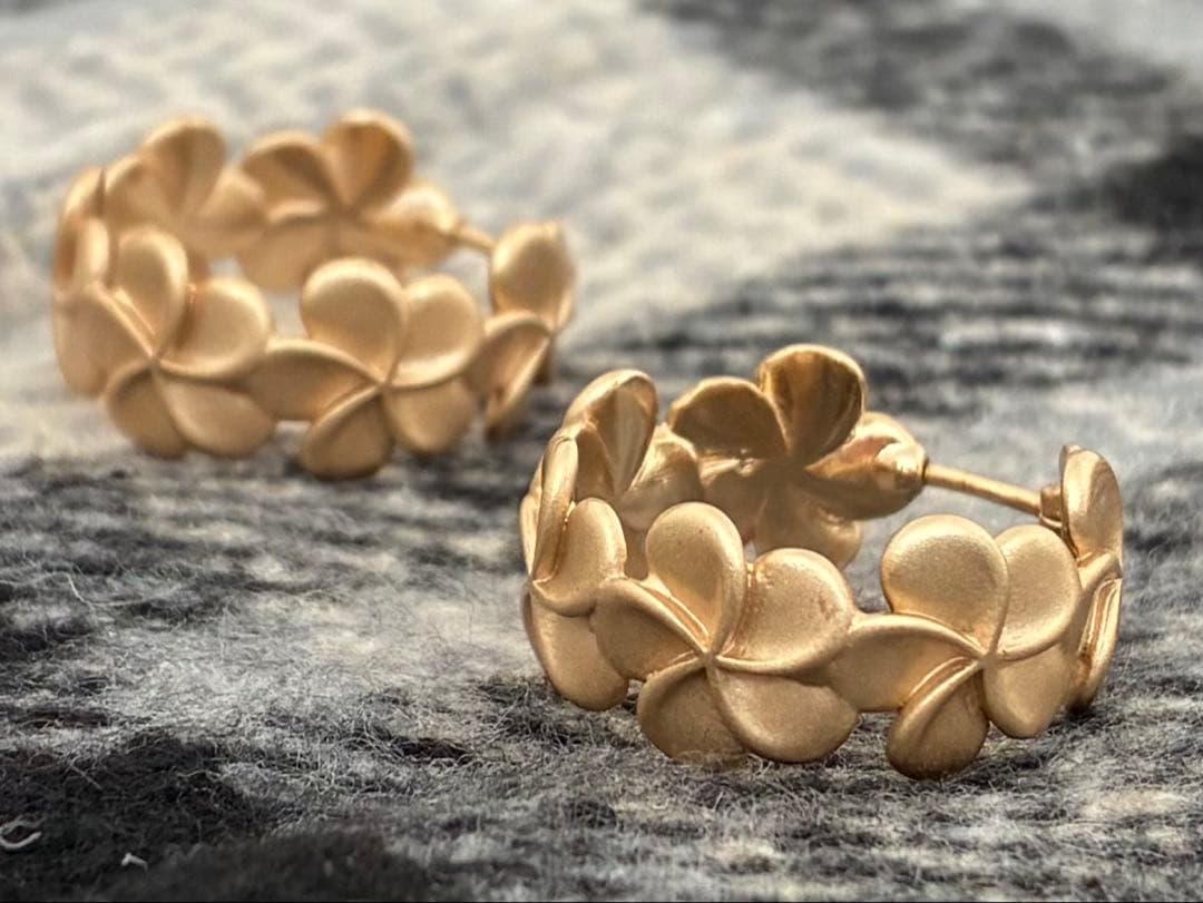 【Manoalinoフープピアス】