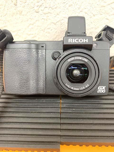RICOH☆GX200 VF-1 外付けファインダー付属☆高級コンデジ☆現状品