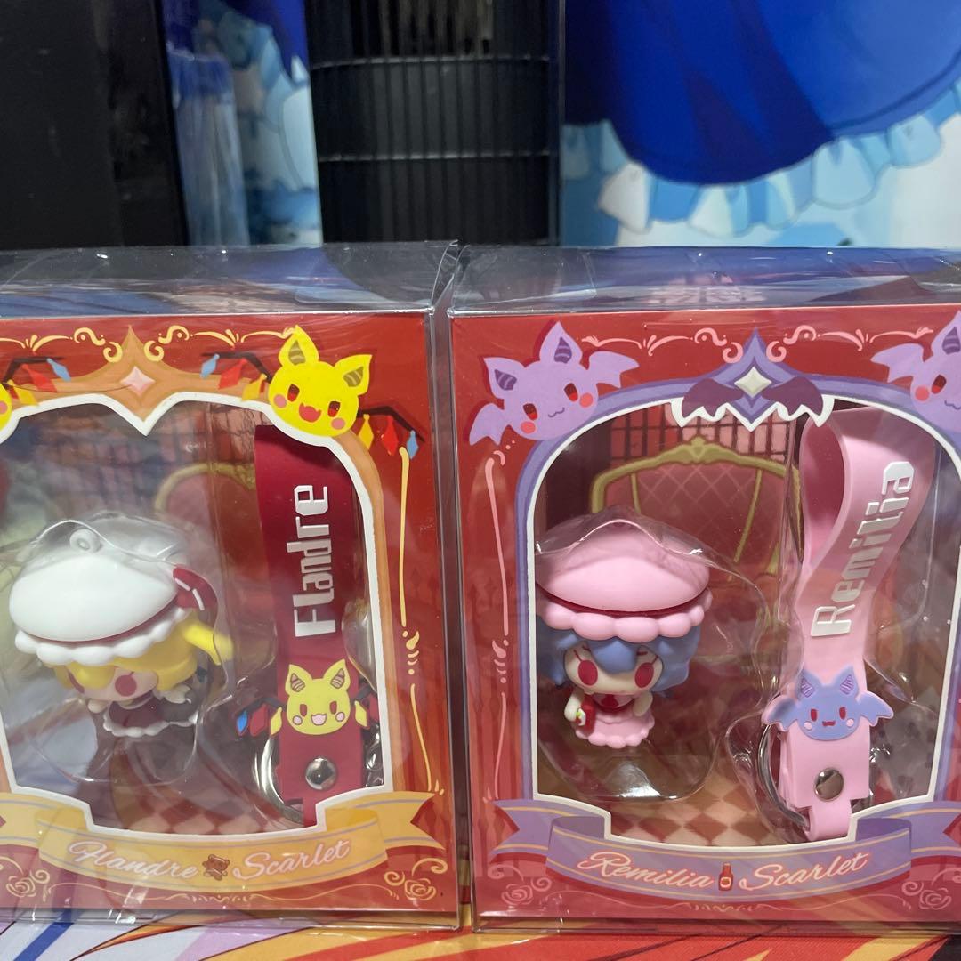 東方project レミリア　フランドール　フィギュアストラップ