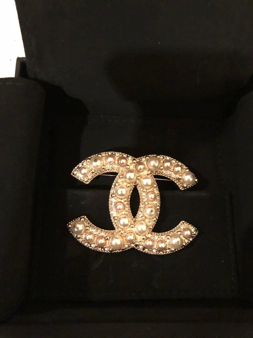 シャネル　cc ココマーク　パール　ブローチ