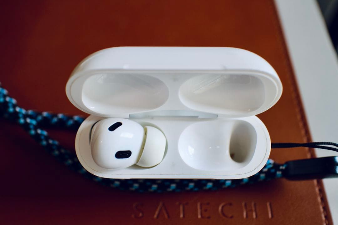 AirPods Pro 第2世代 左耳用のみ＋ケース付き
