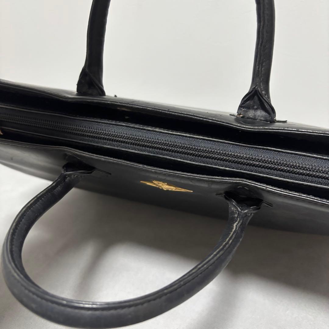 良品✨ヴィヴィアンウエストウッド ビジネスバッグ レザー 黒 オーブロゴ 金具