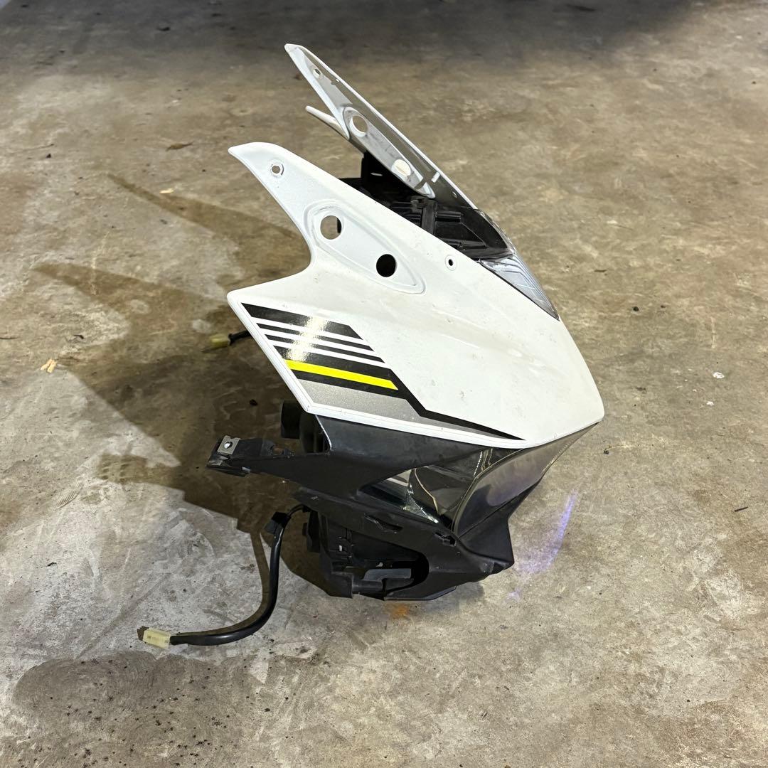 【ヘッドライト】YZF-R25•R3 フロントカウル ヘッドライト