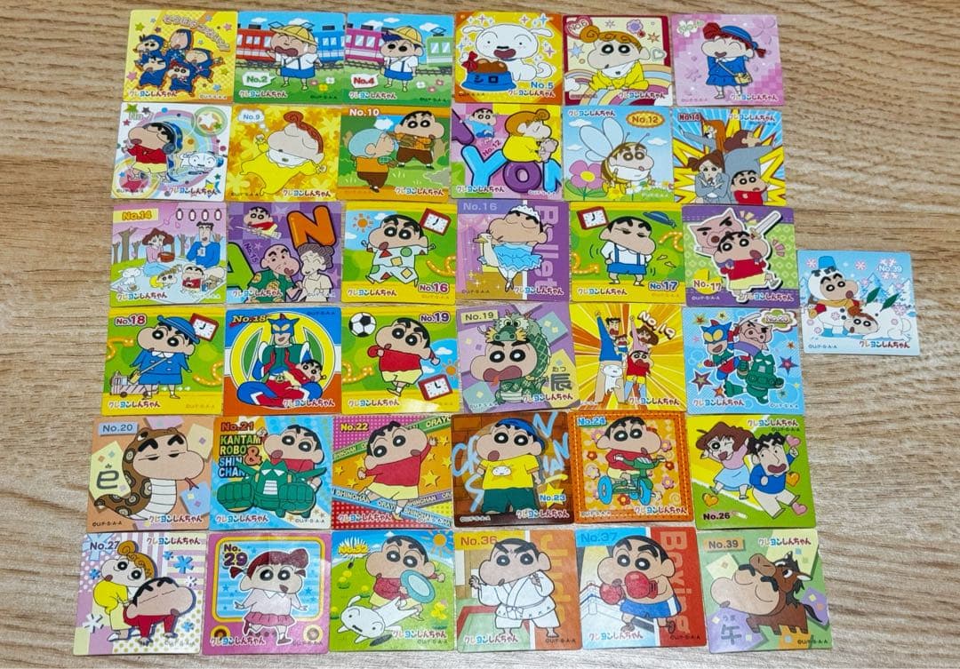 【激レア】クレヨンしんちゃん チョコビシール 83枚 ステッカー キラ多数