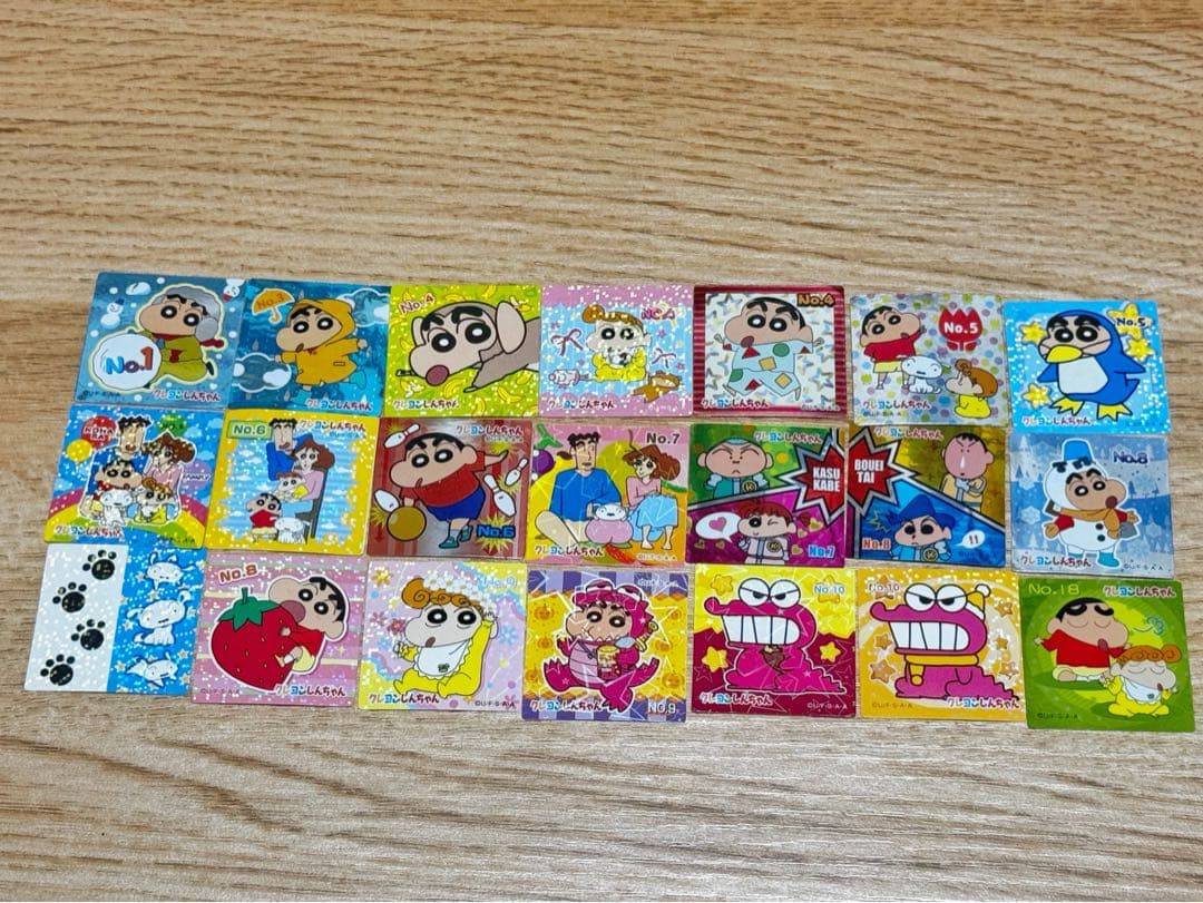 【激レア】クレヨンしんちゃん チョコビシール 83枚 ステッカー キラ多数
