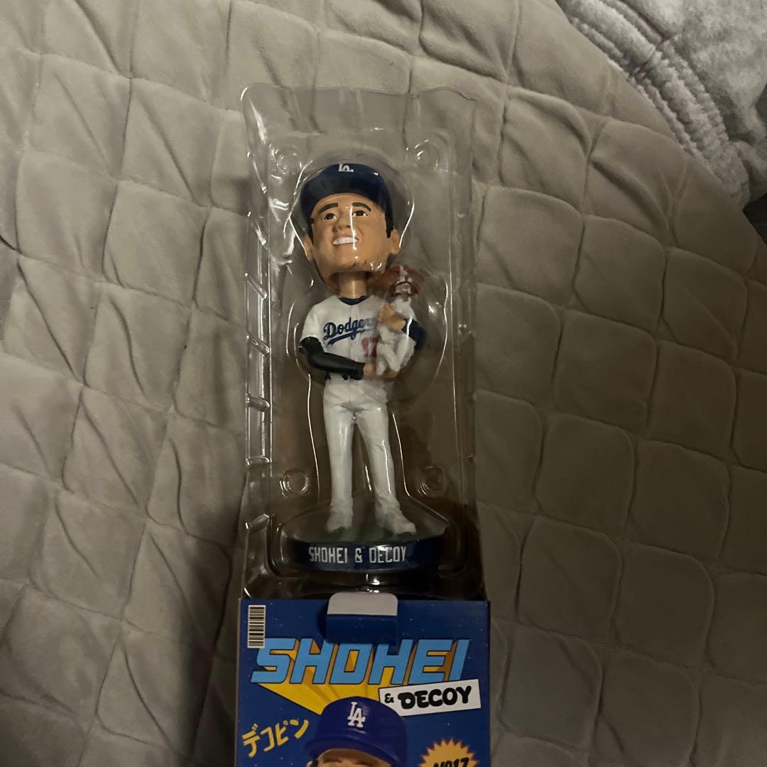 球場配布　大谷翔平　デコピン　ボブルヘッド