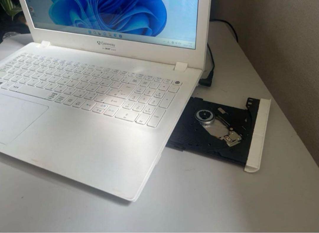 Gateway 大容量ノートパソコンカメラ付き✨初期設定済み✨すぐ使える♪初心者