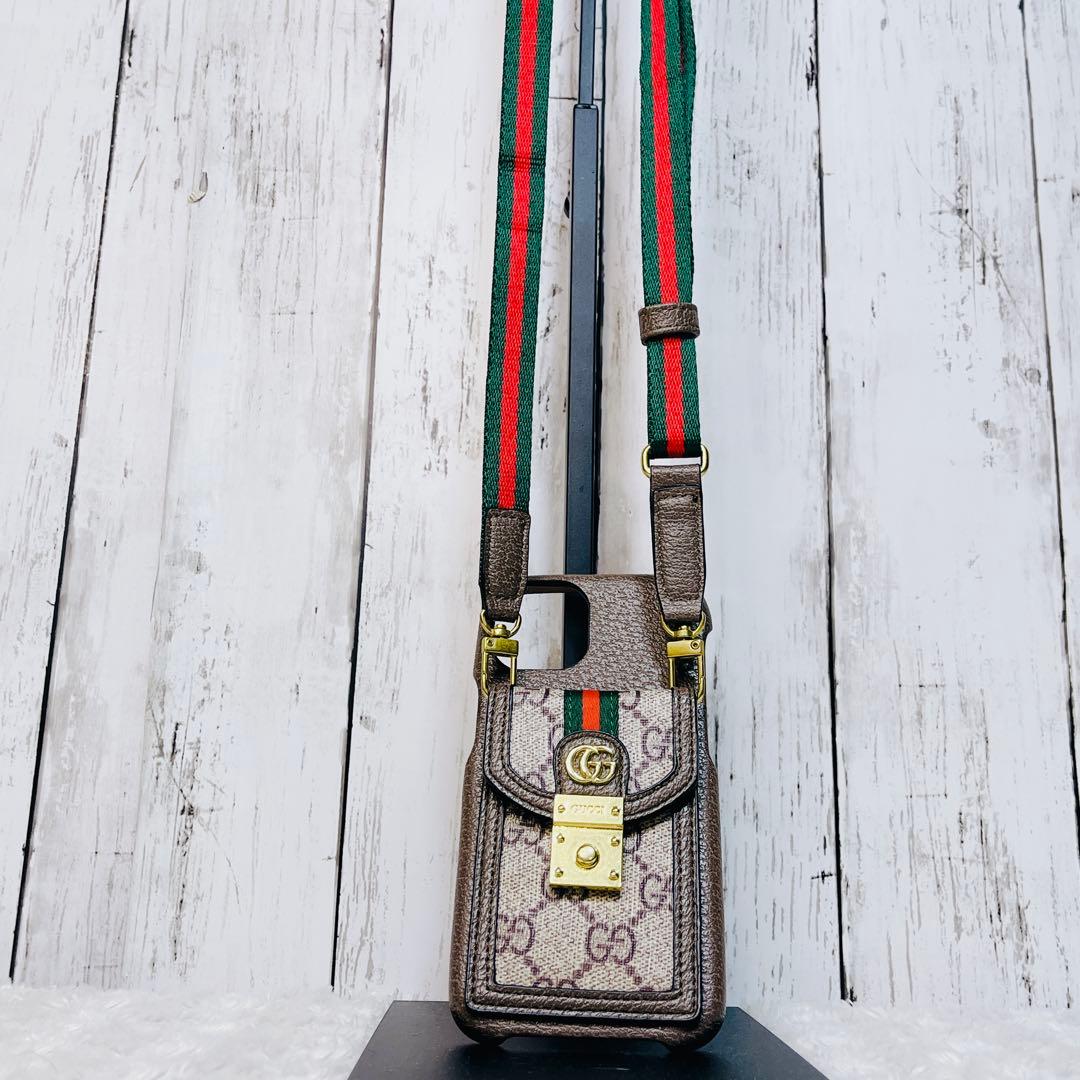 【美品】GUCCI iPhone14 GGキャンバス シェリーライン グッチ