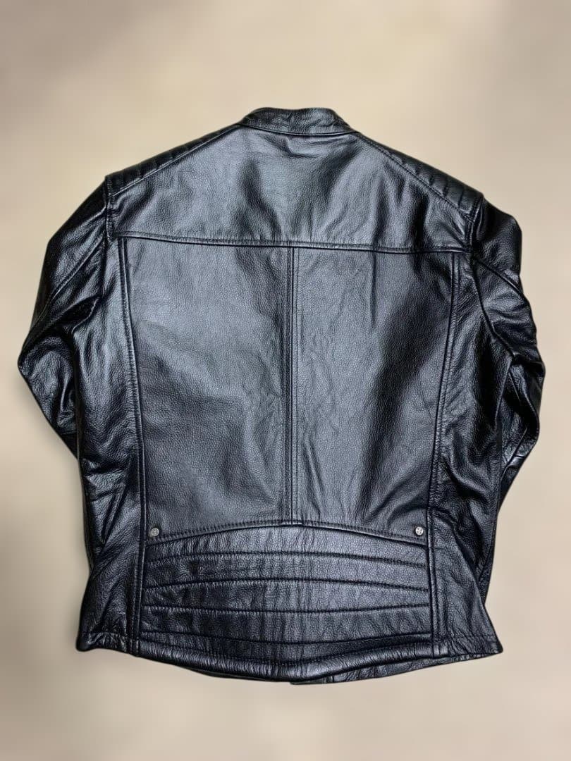 本革ライダースジャケット