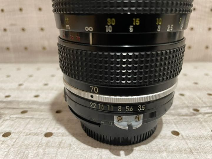 Zoom Nikkor Ai 35-70-mm F3.5 ニコン [Ai改]