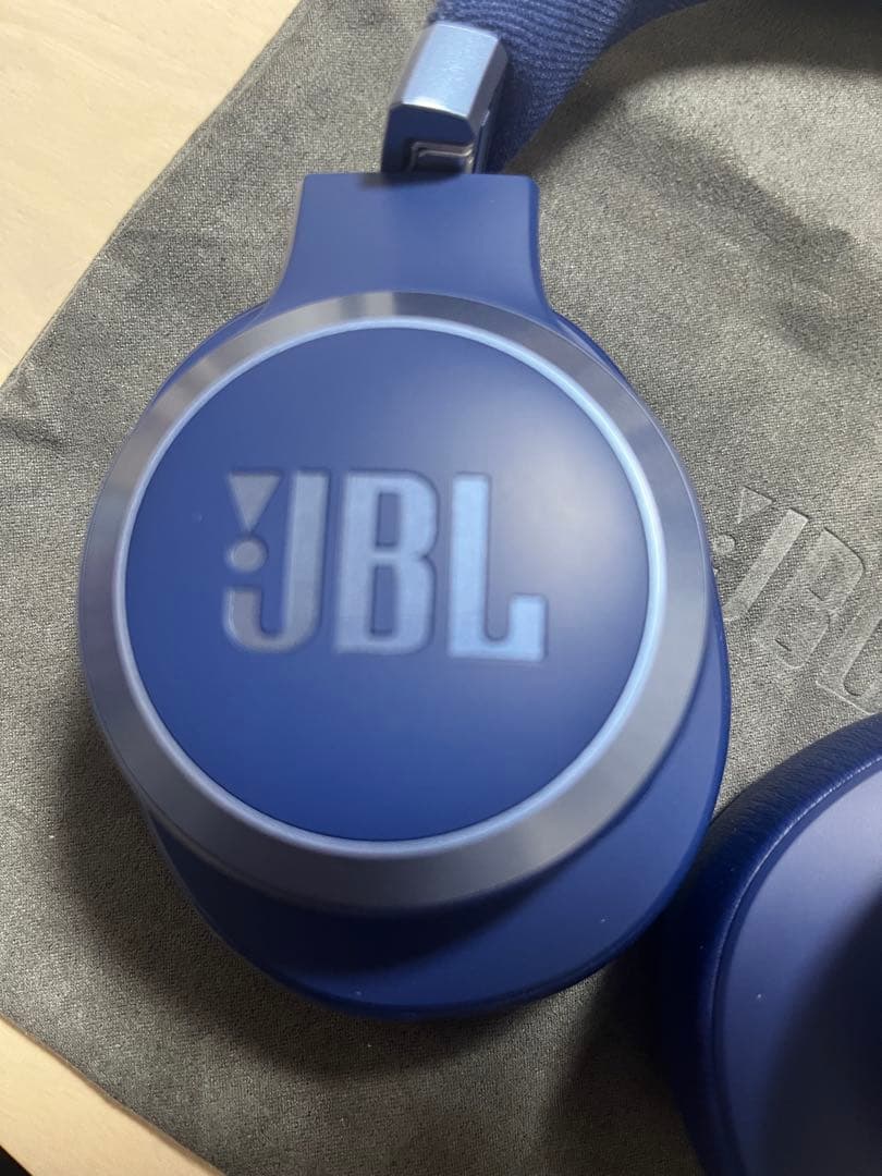 ヘッドホン JBL LIVE770NC