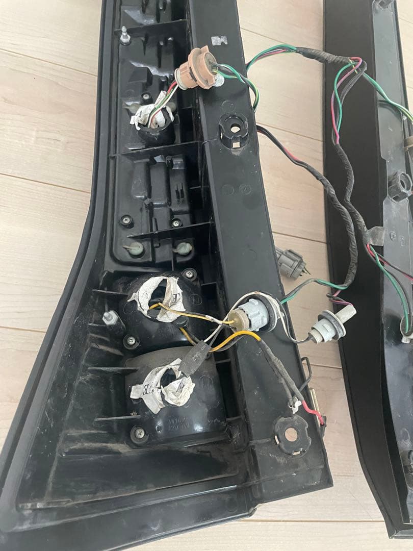 セレナC２５ スモークLEDテール