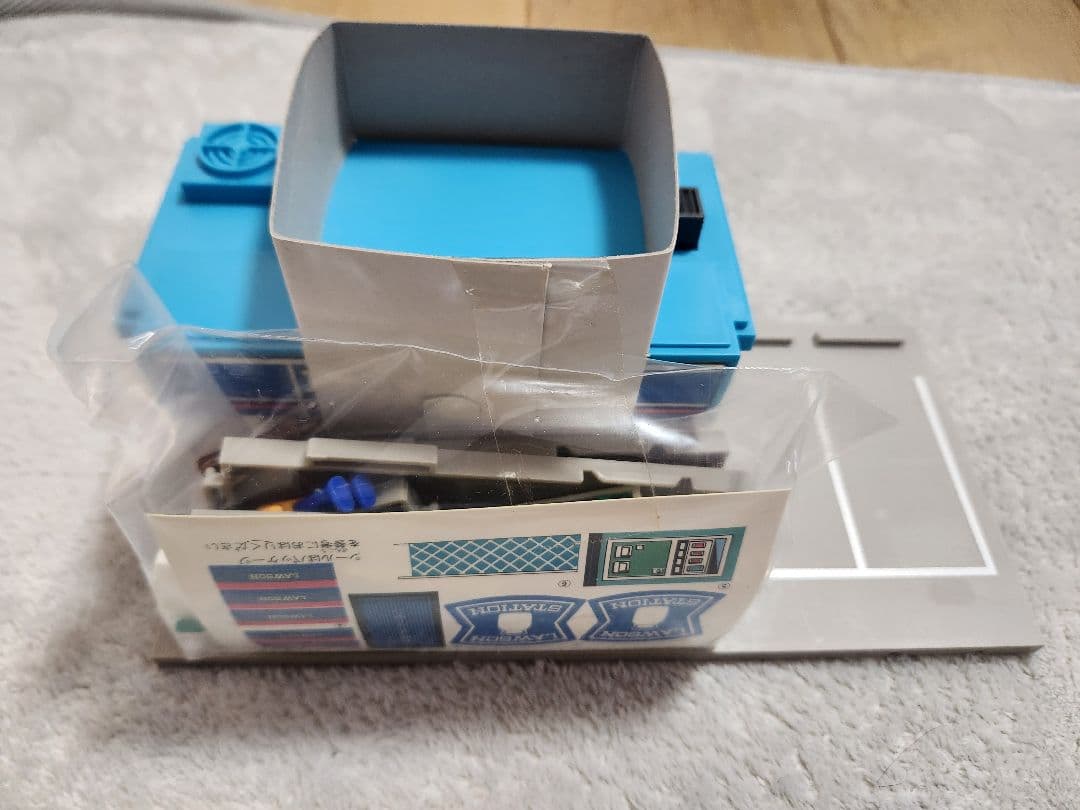 トミカタウン　ローソン ミニカー 自動ドア付き