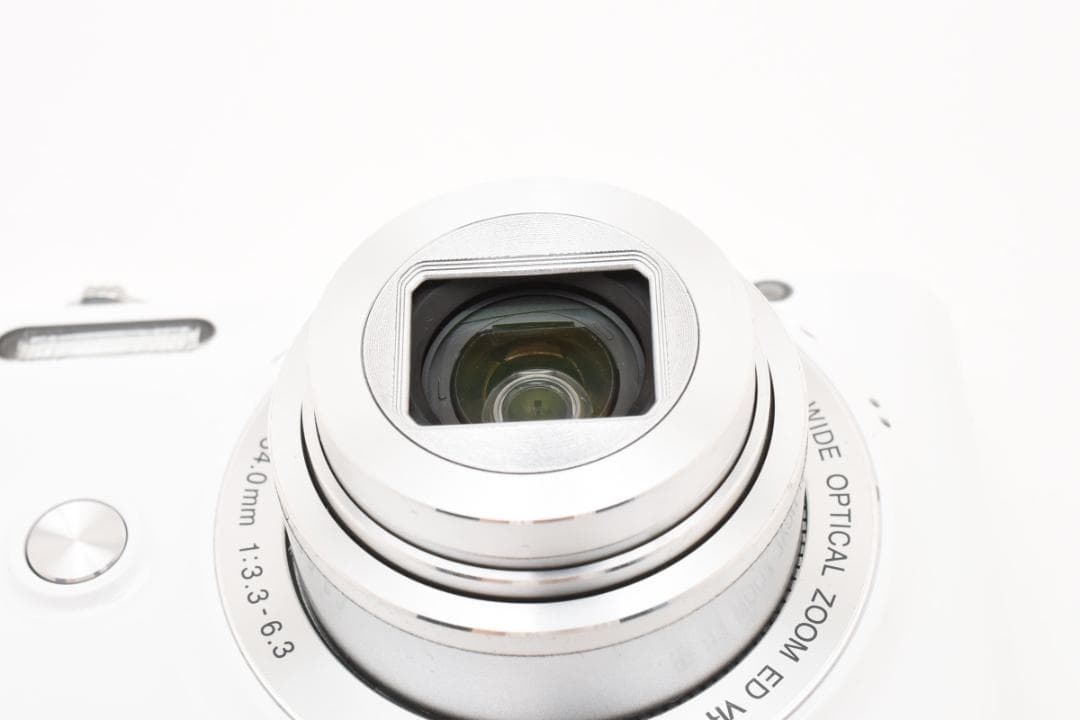 【極美品】NIkon COOPIX S6900 ホワイト　動作OK