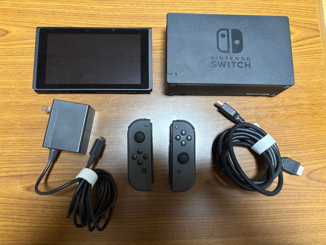 Nintendo Switch 新型 グレー 箱あり 欠品あり 動作確認済