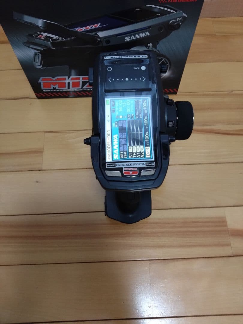 サンワ　M17 　送信機のみ　 SANWA　ワイヤレス充電可能