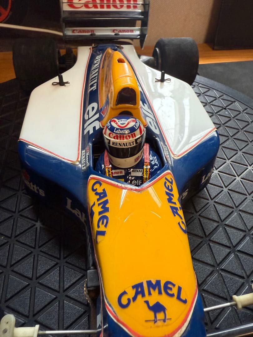 Williams FW14B 1/18 スケールモデル
