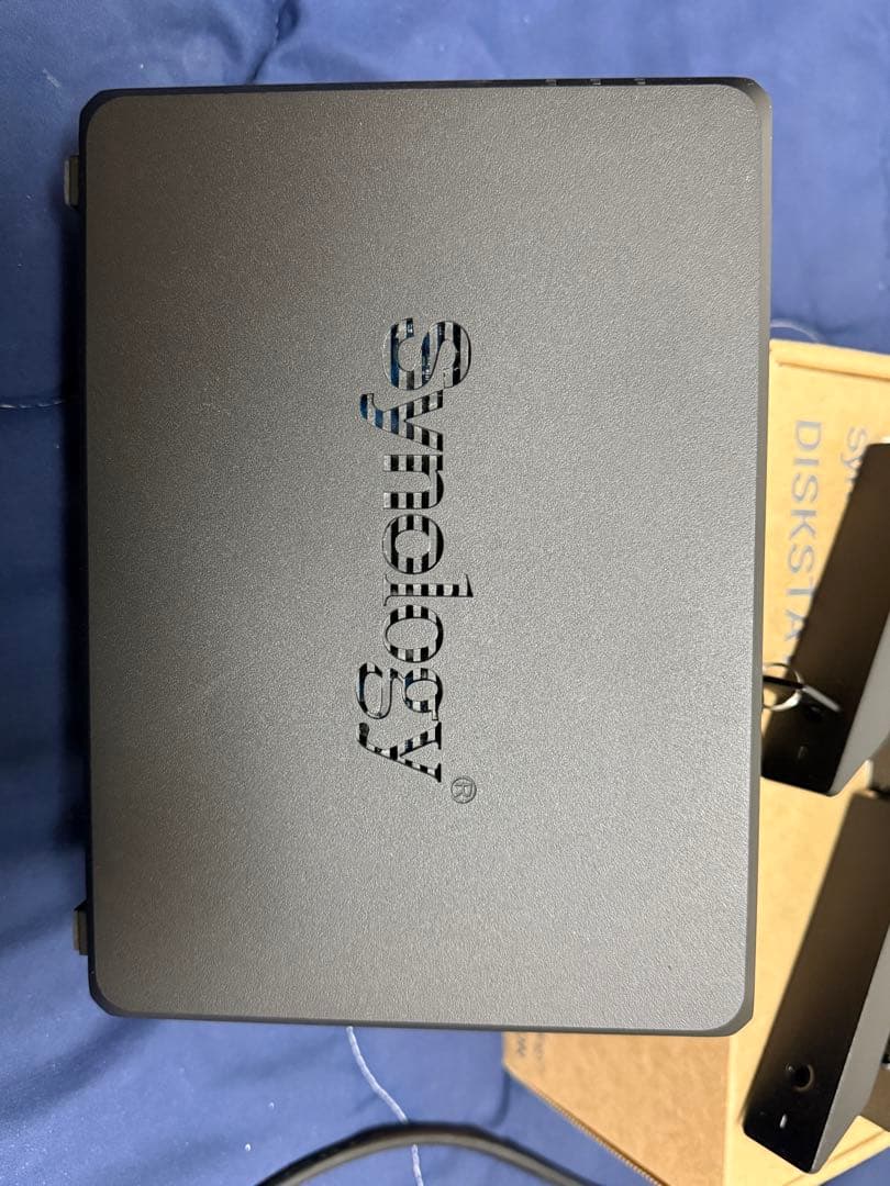 美品Synology DS720+