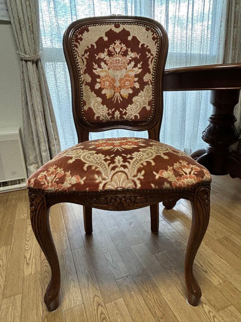 【値下げ】イタリア製　猫脚ダイニングチェア　金華山