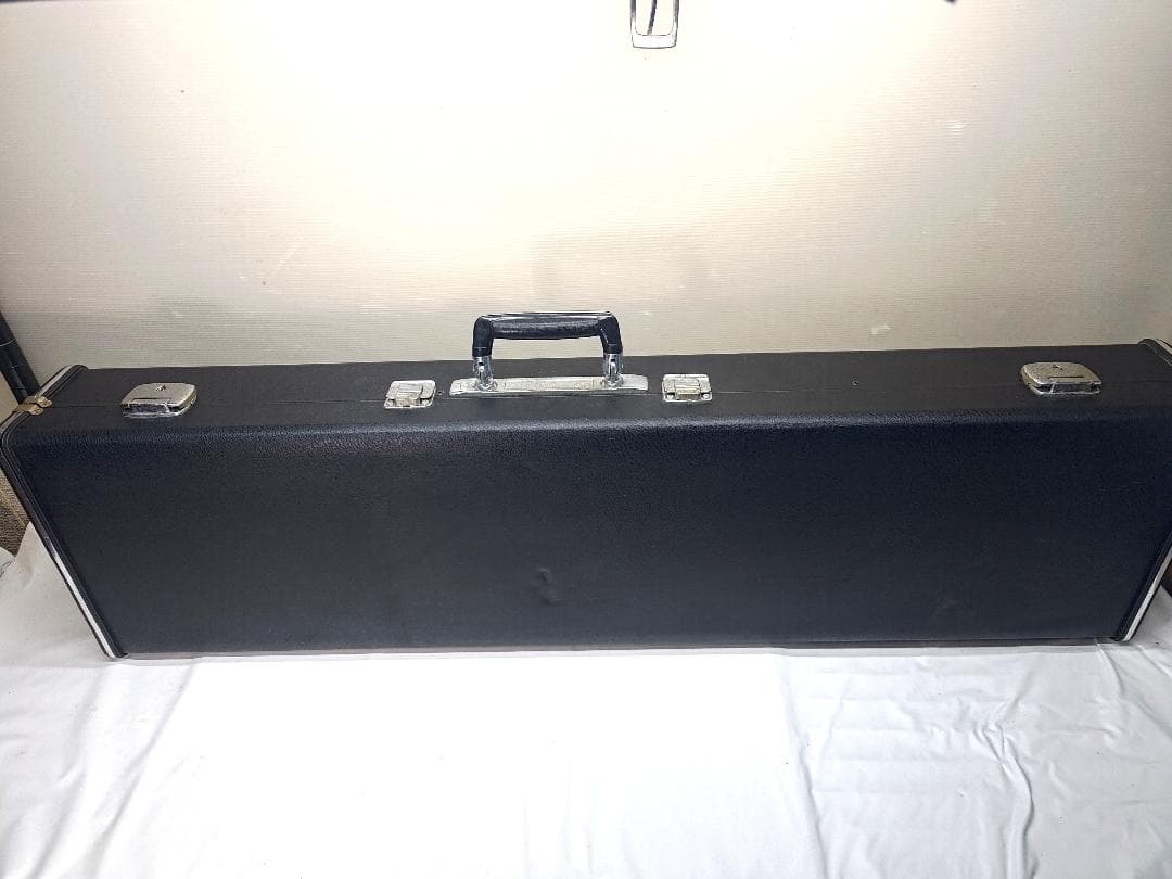 三味線中棹 本体破れあり　 紅木 金細　二本溝　東さわり　子持ち綾杉