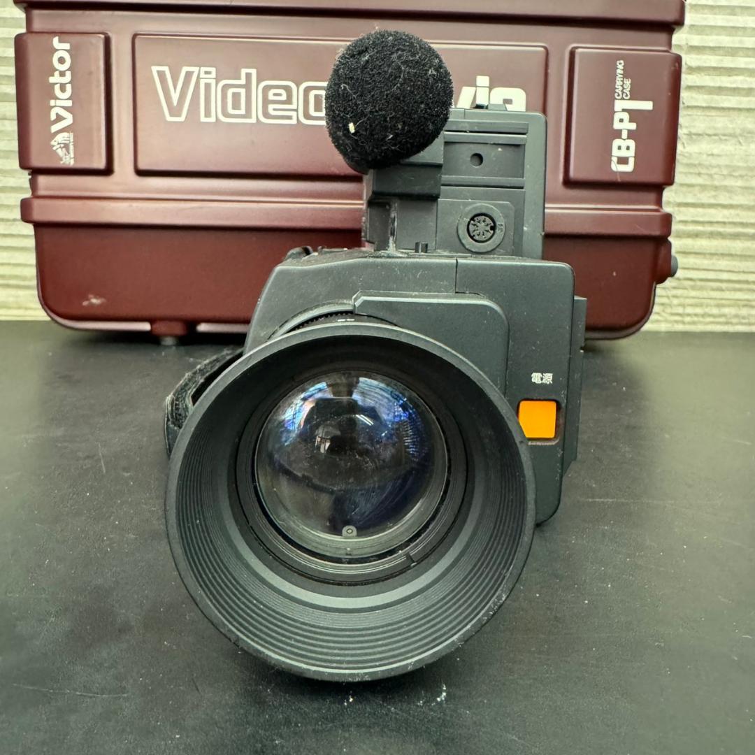 ☆ジャンク　ビクター　ビデオムービー　GR-C1　ケース付　Victor