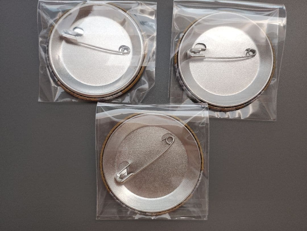 ココ　九井一　ソフマップチャイナ　グリッター缶バッジ　東京リベンジャーズ　3個