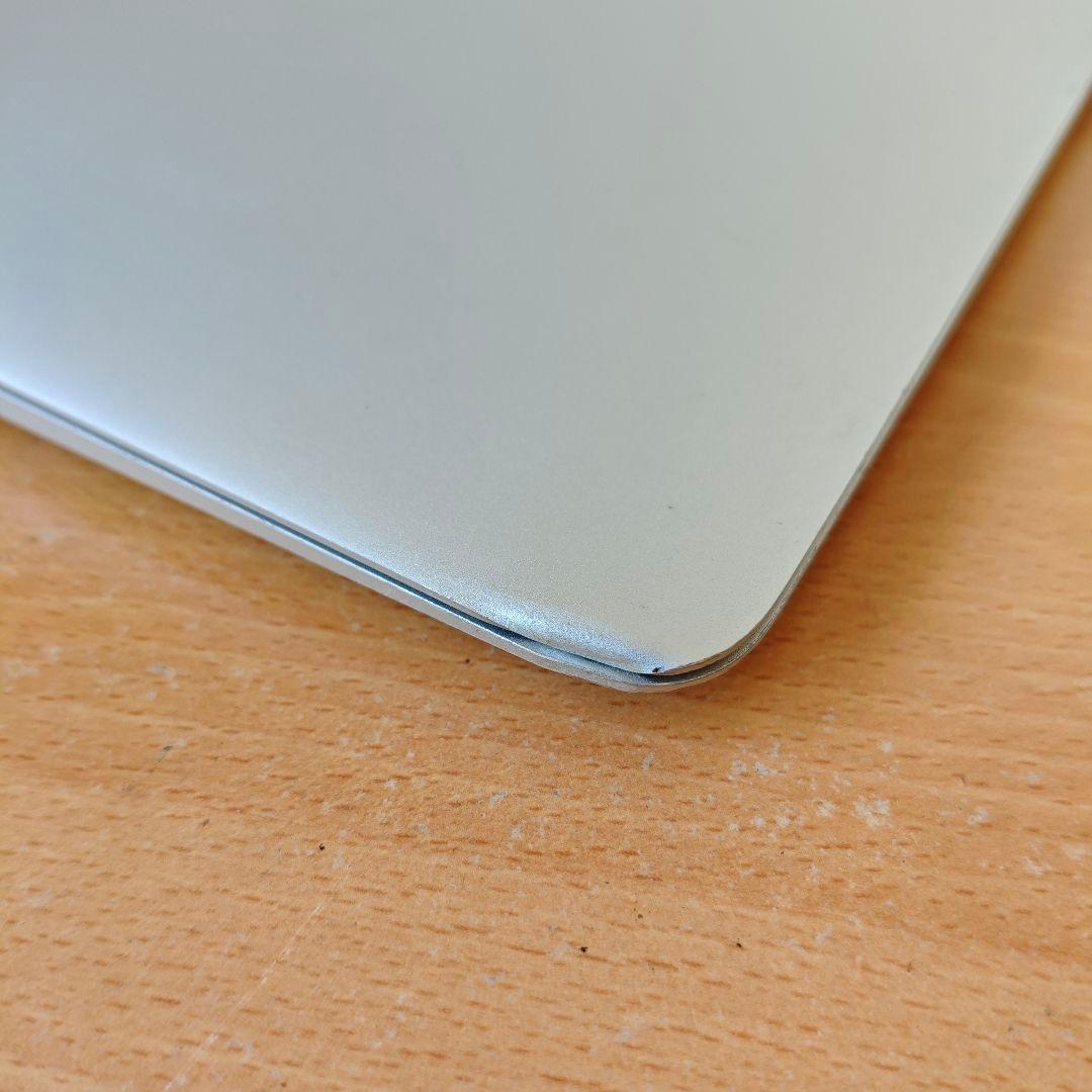 【バッテリー良好】Macbook Air 11インチ　2015