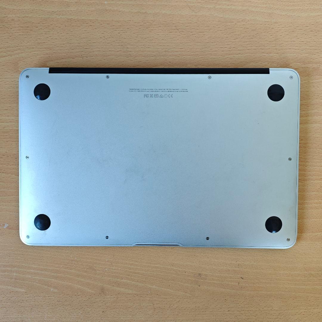 【バッテリー良好】Macbook Air 11インチ　2015