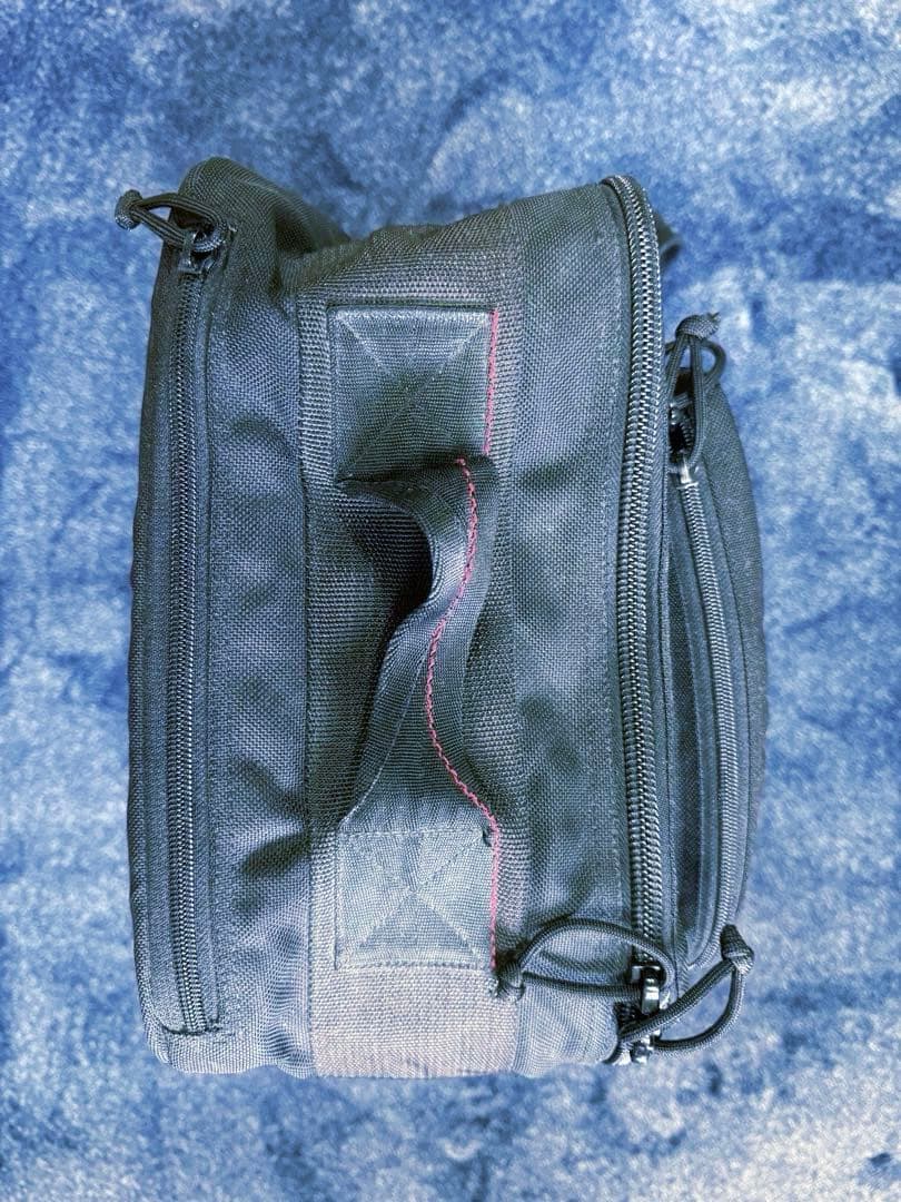 ナイロン製キャリーケース ブラック