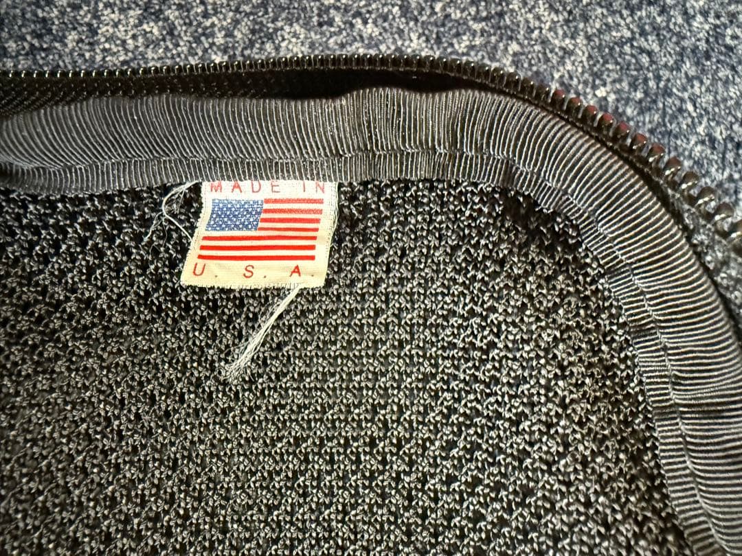 ナイロン製キャリーケース ブラック