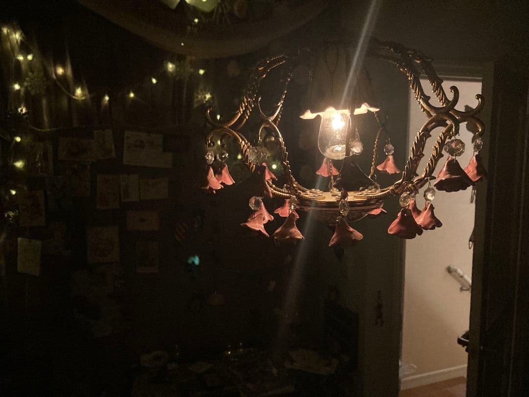 フランスアンティーク シャンデリア ピンクローズ モチーフ シャンデリア