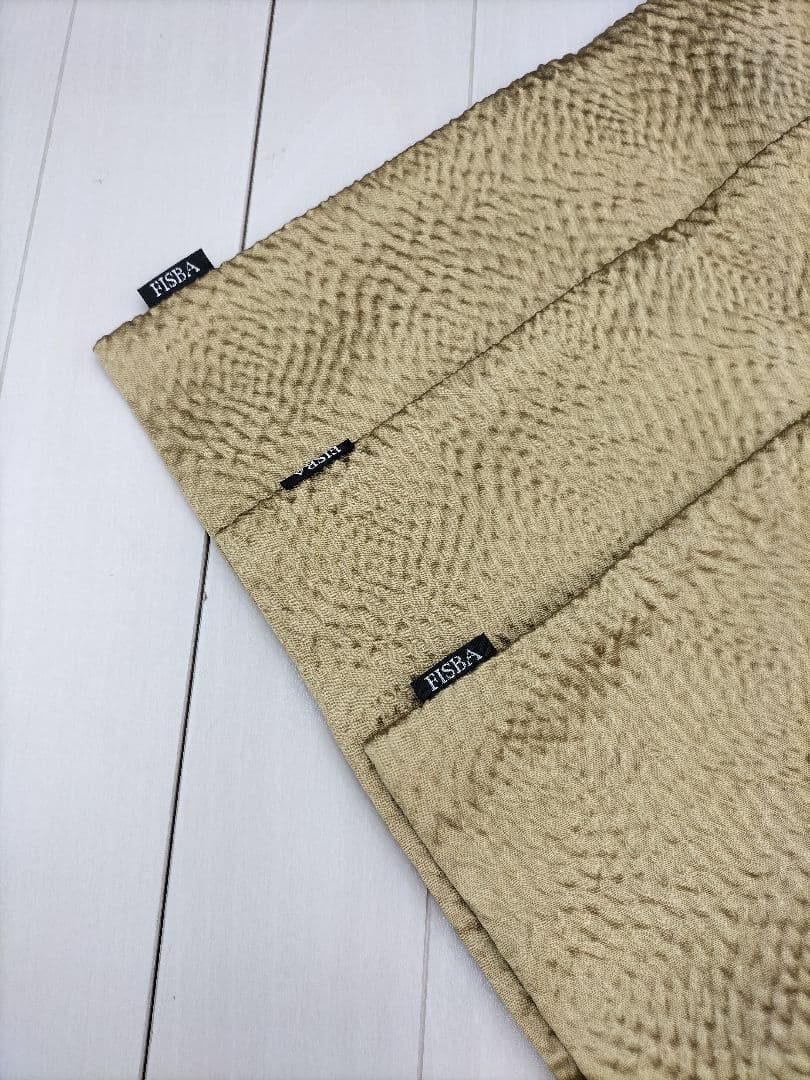 FISBA クッションカバー3点 高級感 シルク混 展示品(L-2507WE3)