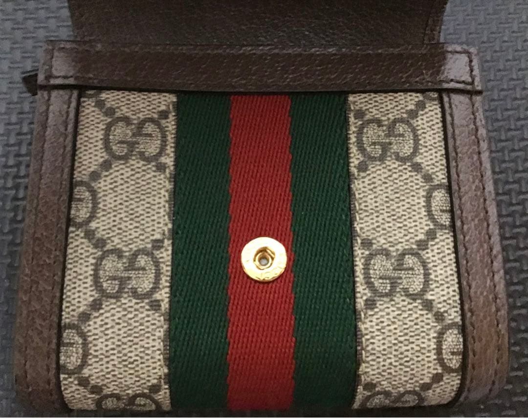 グッチ オフィディア 二つ折り財布 国内正規店購入品